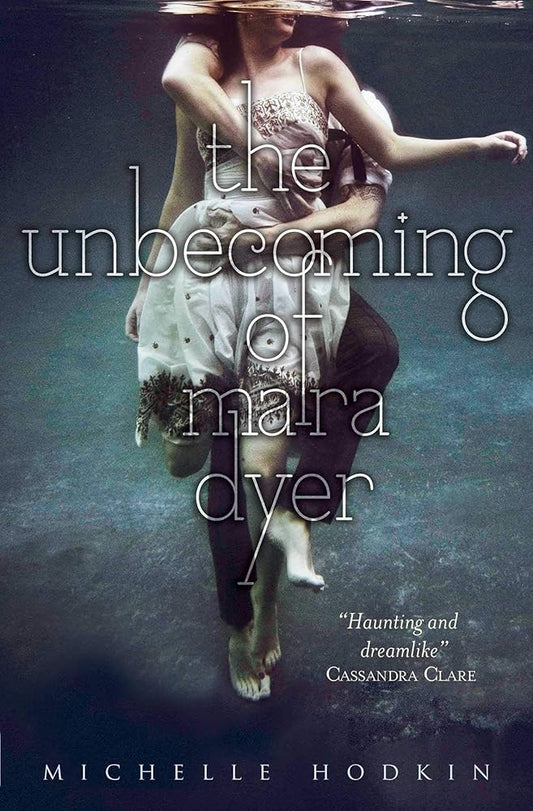 The Unbecoming of Mara Dyer cover image